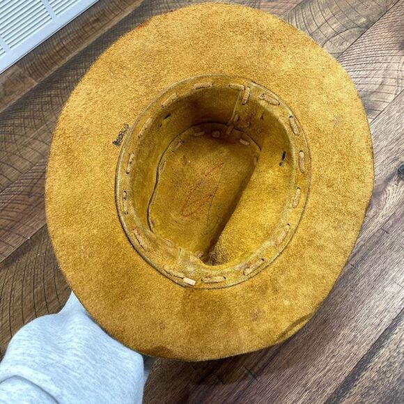 VINTAGE brown leather silver Concho western Cowboy hat western metal daisy stamp